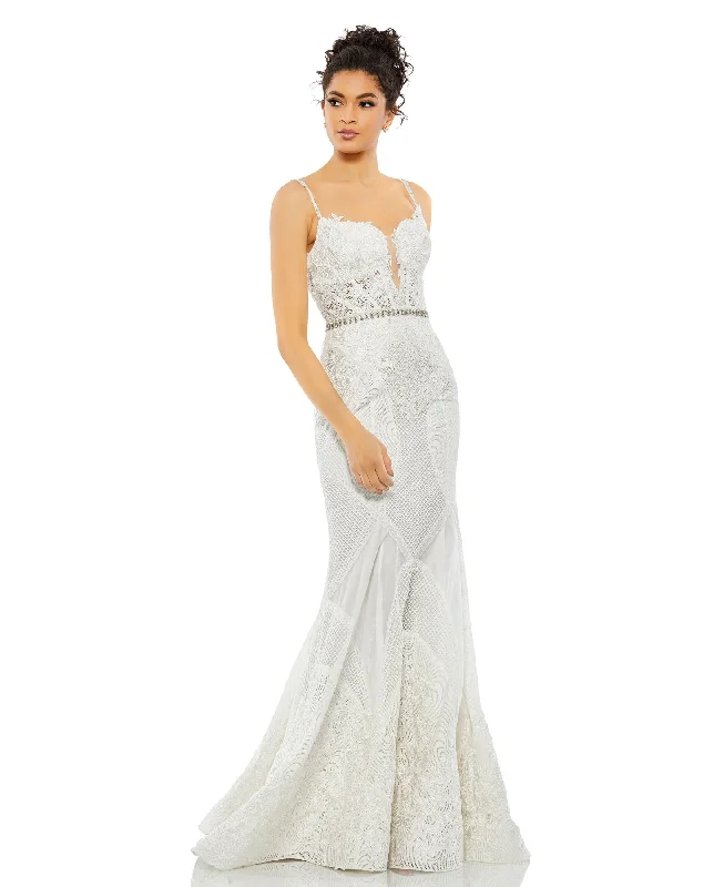 Embroidered Sleeveless Plunge Neck Trumpet Gown