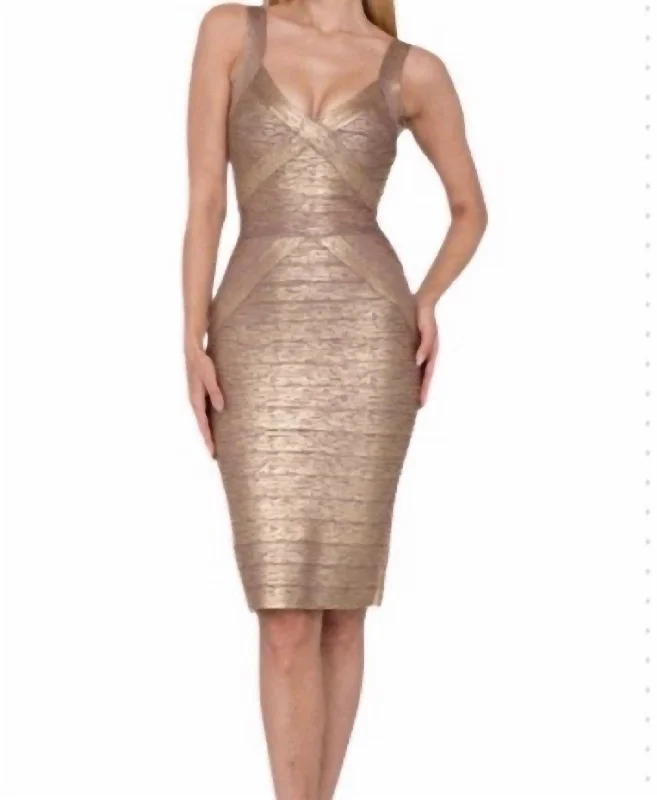 Short Sleeveless Metallic Dress In Rose Gold