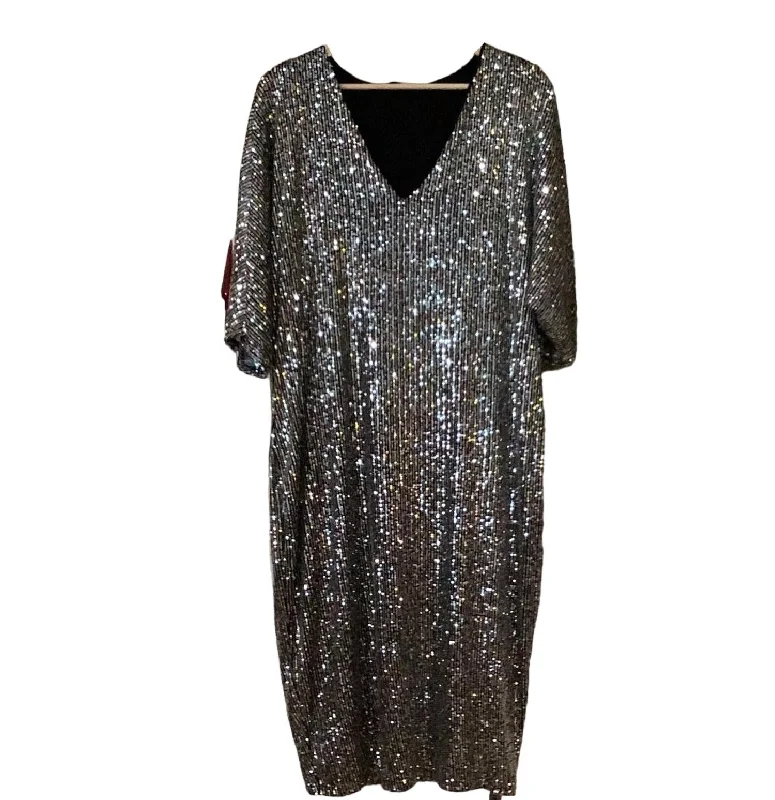 Women's V-Neck Cocktail Dress - Plus In Silver